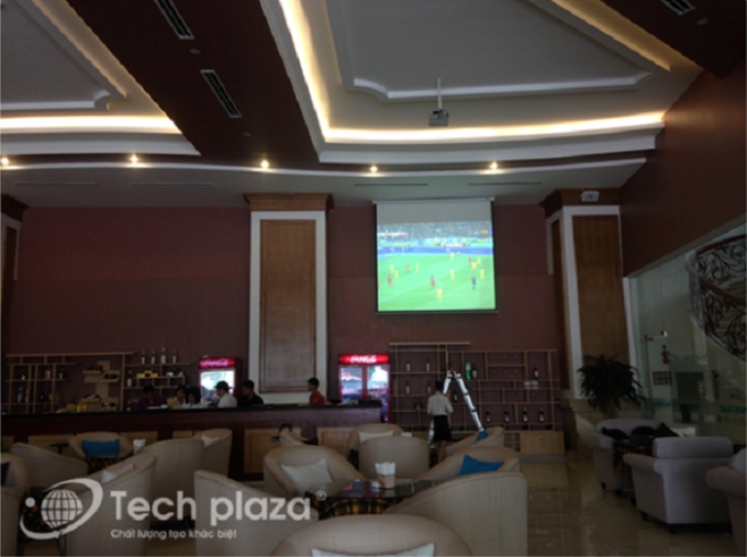 C&ocirc;ng&nbsp; tr&igrave;nh ti&ecirc;u biểu Tech Plaza thi c&ocirc;ng lắp đặt Caf&eacute; b&oacute;ng đ&aacute;.