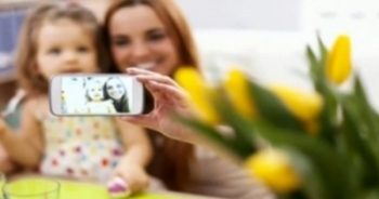 Nguy cơ từ việc chia sẻ ảnh con trên facbook