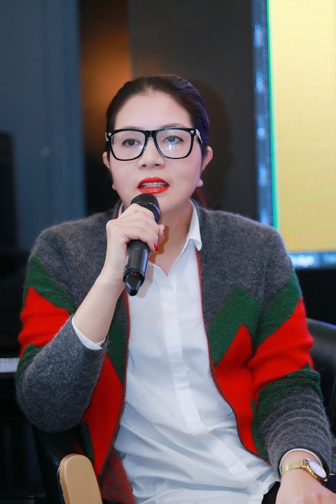 Nữ đạo diễn Nguyễn Việt Thanh đảm nhận vai tr&ograve; tổng đạo diễn &nbsp;Live concert Lệ Quy&ecirc;n 2016.