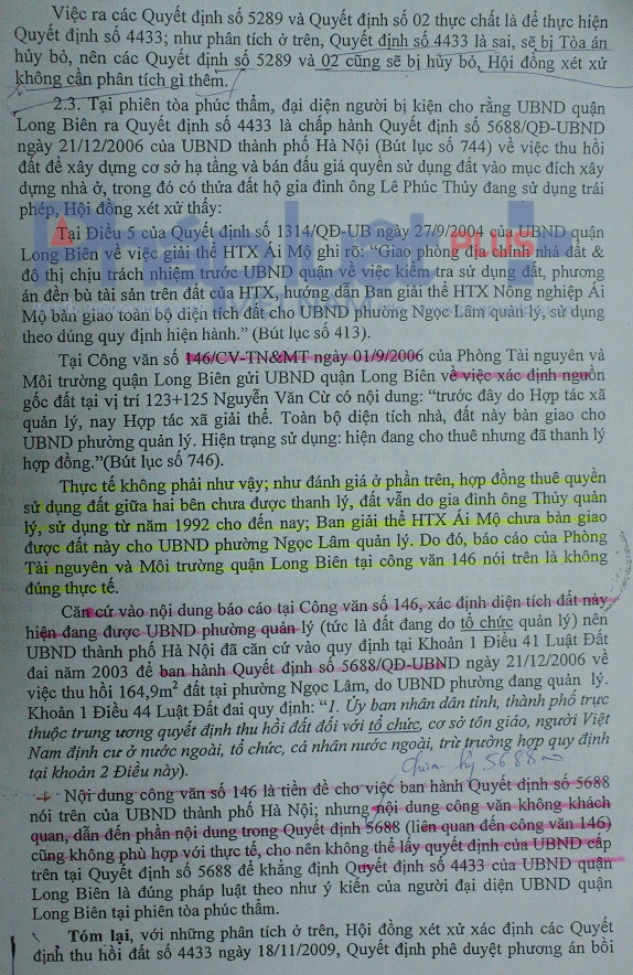 Một phần bản &aacute;n &nbsp;của TAND Tối cao &ndash; To&agrave; &nbsp;Ph&uacute;c thẩm H&agrave; Nội. Trong đ&oacute; quyết định 5688 của Ph&ograve;ng T&agrave;i nguy&ecirc;n v&agrave; M&ocirc;i Trường quận Long Bi&ecirc;n m&agrave; to&agrave; đ&atilde; n&oacute;i r&otilde; l&agrave; kh&ocirc;ng đ&uacute;ng thực tế.