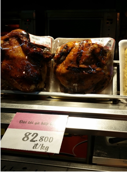 G&agrave; quay tại Big C Thăng Long.