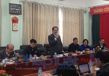 Trường ĐH Thành Tây “biến” thành trạm trộn bê tông, Hiệu trưởng nói gì!?