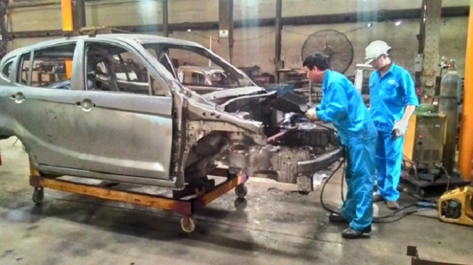 Thuế ti&ecirc;u thụ đặc biệt với xe &ocirc; t&ocirc; dưới 9 chỗ ngồi hiện được cho l&agrave; qu&aacute; cao.