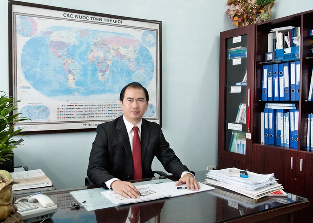 Luật sư Trương Anh T&uacute;: Kh&ocirc;ng tự nhi&ecirc;n khi ban h&agrave;nh Bộ luật h&igrave;nh sự, Nh&agrave; nước lại d&agrave;nh ri&ecirc;ng hẳn một chương để quy định về đường lối xử l&yacute; với người chưa th&agrave;nh ni&ecirc;n phạm tội.