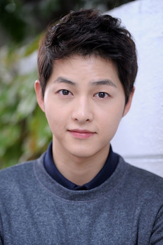 Song Joong Ki khởi nghiệp diễn xuất năm&nbsp;2008 trong phim điện ảnh&nbsp;A Frozen Flower.