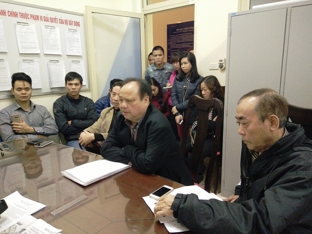 Người d&acirc;n khẩn thiết k&ecirc;u cứu Bộ x&acirc;y dựng.