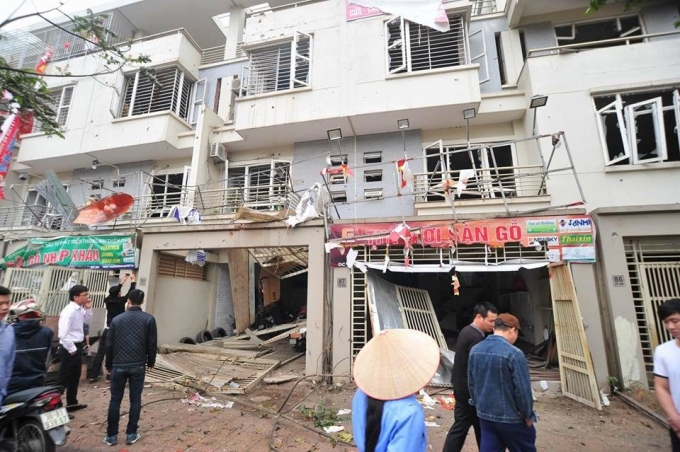 Cận cảnh hiện trường vụ nổ lớn kinh ho&agrave;ng tại H&agrave; Nội