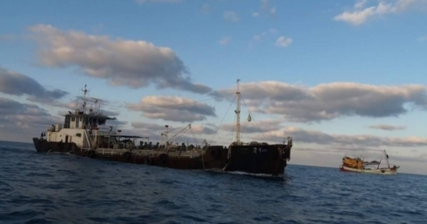 Bắt giữ 6 tàu buôn lậu dầu số lượng lớn trên vùng biển Việt Nam