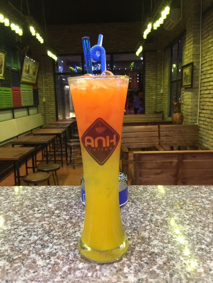 Nước &eacute;p 2 tầng