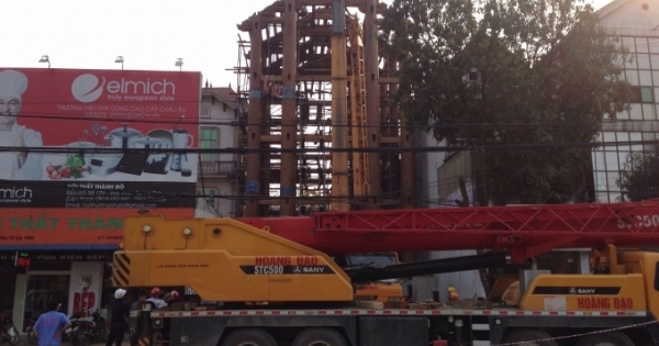 Đại gia Hà Tĩnh "bạo tay" chi 20 tỷ xây nhà gỗ 5 tầng