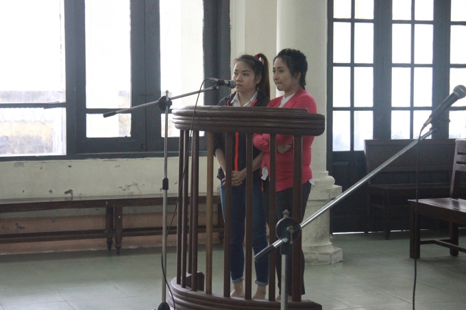 Li&ecirc;n v&agrave; Minh tại phi&ecirc;n t&ograve;a sơ thẩm.