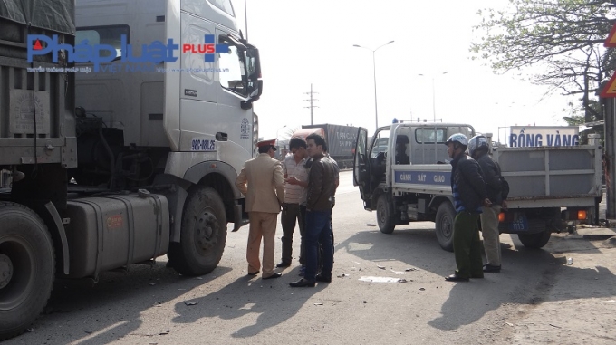 Lực lượng CSGT đ&atilde; ngay lập tức c&oacute; mặt tại hiện trường để xử l&yacute;.