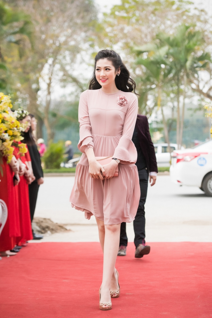 &Aacute; hậu T&uacute; Anh &nbsp;dịu d&agrave;ng xuất hiện trong một sự kiện cuối tuần qua tại H&agrave; Nội.