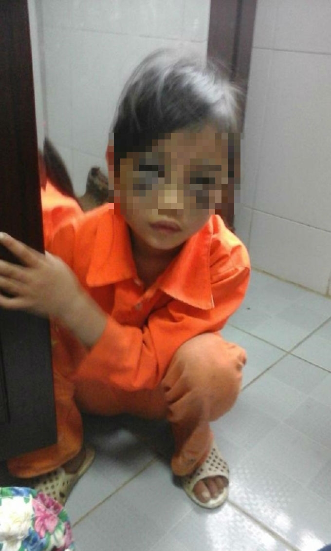 L&atilde;nh đạo Trường Tiểu học Ph&igrave;n Ngan x&aacute;c nhận đ&uacute;ng l&agrave; c&oacute; một b&eacute; g&aacute;i bị gi&aacute;o vi&ecirc;n