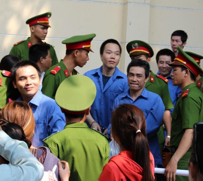 C&aacute;c bị c&aacute;o bị dẫn giải sau phi&ecirc;n t&ograve;a.&nbsp;