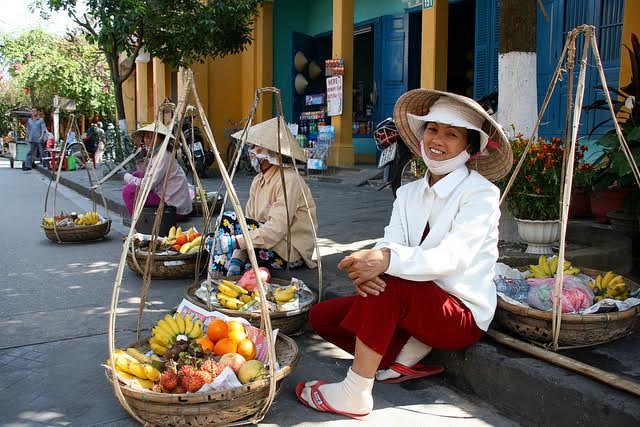 TP HCM sẽ mở tuyến đường d&agrave;nh ri&ecirc;ng cho người b&aacute;n h&agrave;ng rong