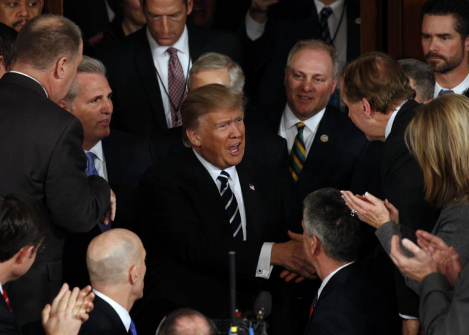 Theo &ocirc;ng, t&igrave;nh trạng th&ugrave; gh&eacute;t sắc tộc nhắc nhở Mỹ đang l&agrave; một quốc gia bị chia rẽ về mặt sắc tộc, ch&iacute;nh v&igrave; thế m&agrave; nước Mỹ cần thống nhất trong quan điểm b&agrave;i trừ t&igrave;nh trạng n&agrave;y dưới mọi h&igrave;nh thức.