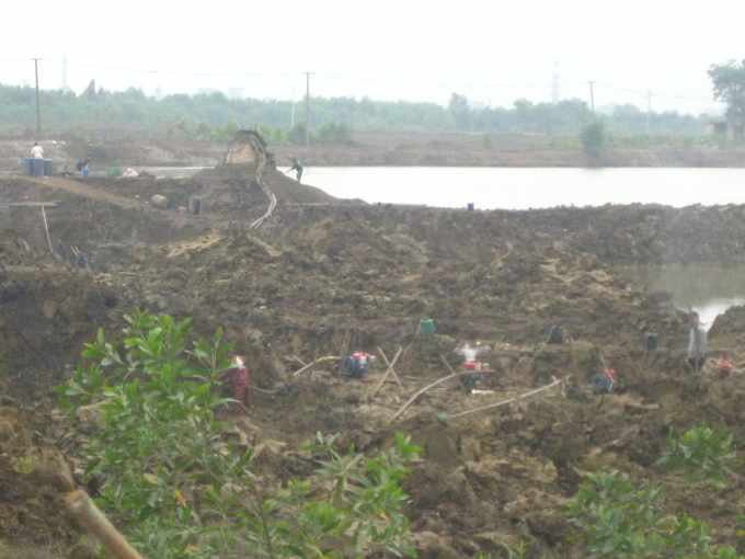 Khu vực khai th&aacute;c quặng tr&aacute;i ph&eacute;p tại x&atilde; V&acirc;n Sơn, huyện Triệu Sơn, Thanh H&oacute;a