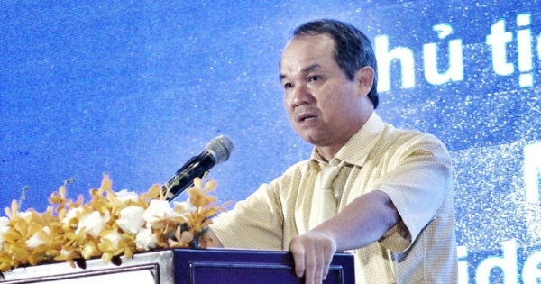 Bầu Đức: "Chỉ cần đuổi ông Mùi là V- League tốt lên ngay..."