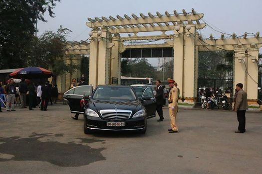 C&aacute;c quan kh&aacute;ch đ&atilde; c&oacute; mặt tại lễ hội.