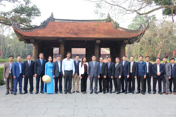 C&aacute;c L&atilde;nh đạo Bộ Tư ph&aacute;p v&agrave; L&atilde;nh đạo tỉnh Thanh H&oacute;a chụp ảnh kỷ niệm.