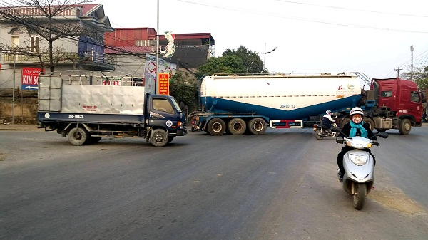 Ninh B&igrave;nh: Sau chỉ đạo của Bộ GTVT, h&agrave;ng chục km QL1A vẫn xuống cấp nghi&ecirc;m trọng?