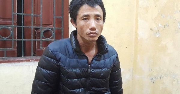 Mâu thuẫn với vợ, cướp điện thoại của em vợ để lấy tiền