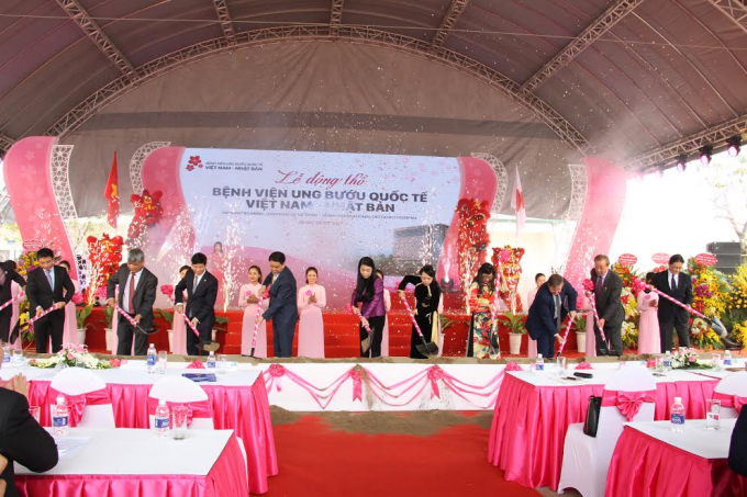 &nbsp;Bệnh viện ung bướu quốc tế Việt Nam &ndash; Nhật Bản ch&iacute;nh thức được động thổ.