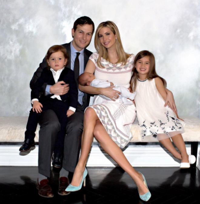 Th&aacute;ng 3/2016, Ivanka v&agrave; Jared c&oacute; th&ecirc;m con thứ 3. &ldquo;C&ocirc;ng việc quan trọng nhất của bất kỳ phụ nữ n&agrave;o l&agrave; l&agrave;m mẹ&rdquo;, c&ocirc; cho biết trong chiến dịch tranh cử của cha m&igrave;nh năm ngo&aacute;i.