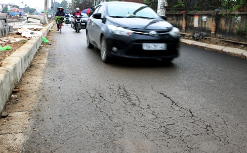 Đường Đ&ocirc;ng Hải d&agrave;i hơn 1,3 km c&oacute; tổng mức đầu tư gần 14&nbsp;tỷ đồng. Ảnh:&nbsp;Giang Chinh