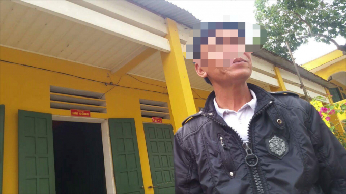 Người được cho l&agrave; bảo vệ mới của trường trong buổi tr&ograve; chuyện với ph&oacute;ng vi&ecirc;n Ph&aacute;p luật Plus. (Ảnh: Huy Trung).