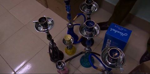 Lực lượng chức năng đ&atilde; ph&aacute;t hiện h&agrave;ng trăm b&igrave;nh h&uacute;t, hương liệu shisha kh&ocirc;ng r&otilde; nguồn gốc xuất xứ.