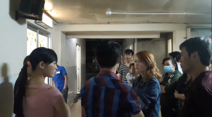 Người nh&agrave; y&ecirc;u cầu l&agrave;m r&otilde; c&aacute;i chết của ch&aacute;u b&eacute;.