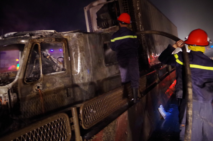 Lực lượng cảnh s&aacute;t PCCC số 3 (Thanh H&oacute;a) đ&atilde; c&oacute; mặt kịp thời khống chế th&agrave;nh c&ocirc;ng đ&aacute;m ch&aacute;y.