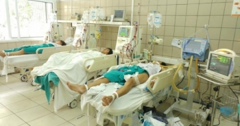 Thủ tướng yêu cầu tăng cường quản lý rượu sau nhiều vụ ngộ độc