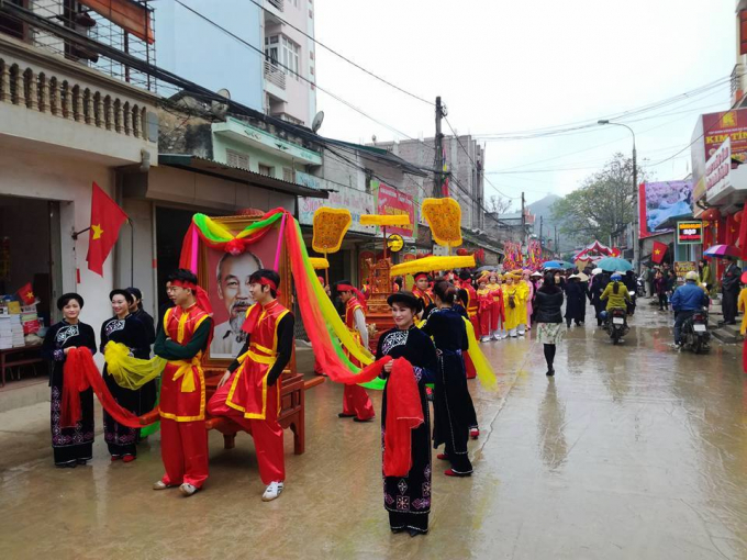 Hội Co Sầu diễn ra với nhiều hoạt động đặc sắc, đề cao tinh thần uống nước nhớ nguồn của d&acirc;n tộc.