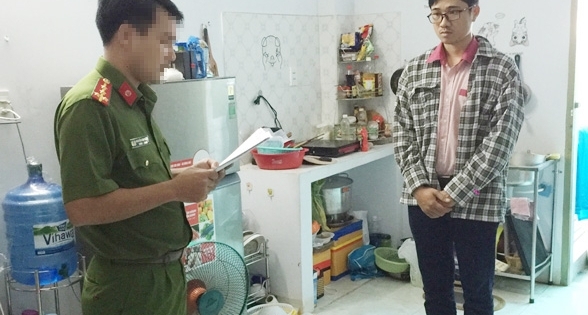 TP HCM: Kẻ lừa đảo giả vờ bị cướp để đi trình báo