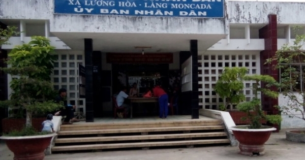 Bến Tre: Chủ tịch UBND xã treo cổ tự vẫn