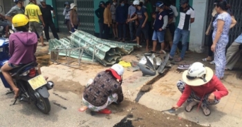 [Clip]: Nhân viên rửa xe lùi ô tô của khách tông 2 người trọng thương