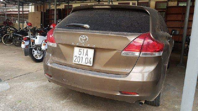 Xe &ocirc; t&ocirc; do đối tượng Thống điều khiển.