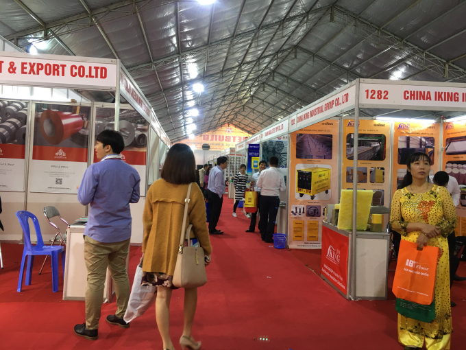 Nhiều doanh nghiệp nước ngo&agrave;i đưa mặt h&agrave;ng x&acirc;y dựng, sản xuất v&agrave;o Việt Nam&nbsp;