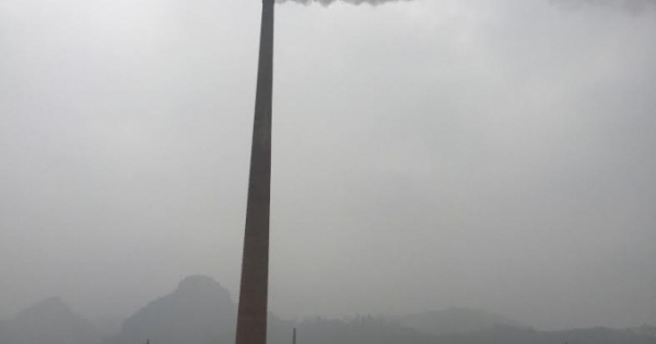 Hòa Bình: Hàng chục hộ dân bị “bức tử” bởi lò gạch