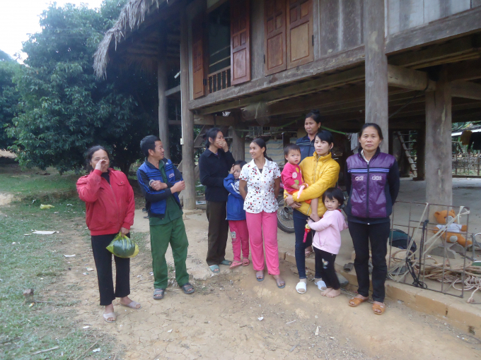 Người d&acirc;n ở x&atilde; Thiết Ống phản &aacute;nh t&igrave;nh trạng &ocirc; nhiễm do Nh&agrave; m&aacute;y chế biến tinh bột sắn B&aacute; Thước l&agrave;m ảnh hưởng kh&ocirc;ng nhỏ đến đời sống của b&agrave; con. Ảnh: Nguyệt Chi