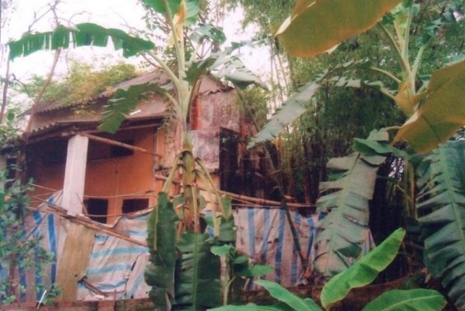 Nh&agrave;, đất của &ocirc;ng Diệm đ&atilde; bị lấy từ gần 10 năm nay để l&agrave;m dự &aacute;n cầu cạn Ph&aacute;p V&acirc;n nhưng đến nay vẫn chưa c&oacute; phương &aacute;n bồi thường theo quy định.