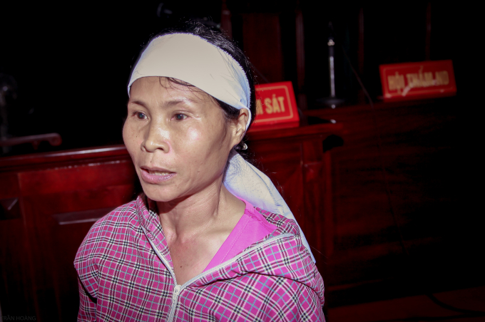 Vợ bị c&aacute;o Đinh Thiện cho rằng, hiện giờ chồng b&agrave; đang bệnh nặng, cần sớm l&agrave;m s&aacute;ng tỏ vụ &aacute;n để gia đ&igrave;nh được tập trung chữa bệnh cho &ocirc;ng.