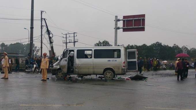 Hiện trường vụ tai nạn thương t&acirc;m.