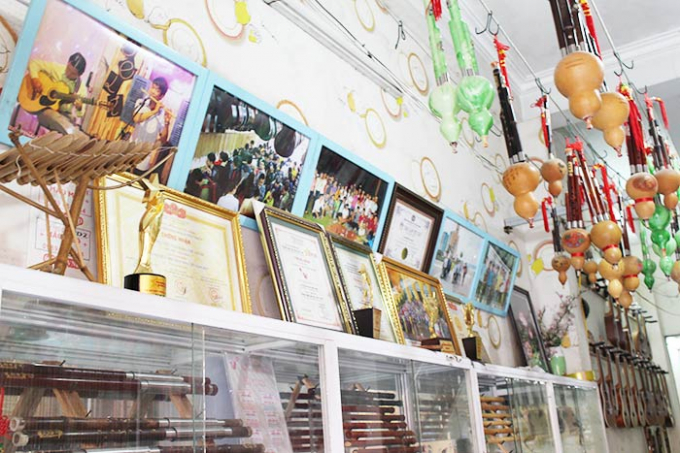 S&aacute;o tr&uacute;c M&atilde;o M&egrave;o được vinh danh l&agrave; doanh nghiệp hội nhập quốc tế v&agrave; nhiều chứng nhận, bằng khen kh&aacute;c.