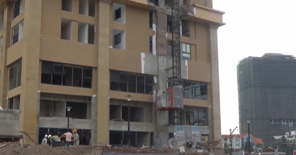 Dự án Kim Văn - Kim Lũ như đại công trường nhưng vẫn bàn giao nhà cho cư dân!