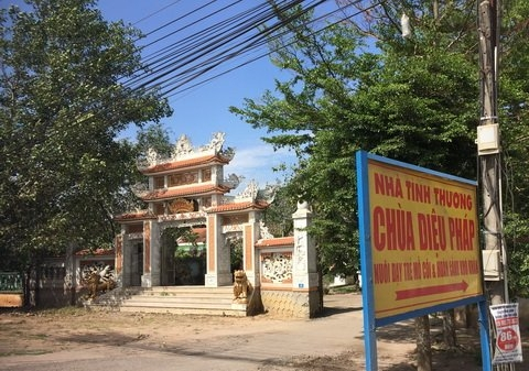 Ch&ugrave;a Diệu Ph&aacute;p.