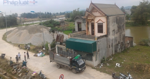Thanh Hóa: Chính quyền nhận thiếu sót để ngôi nhà nhận đền bù 3 năm không tháo dỡ